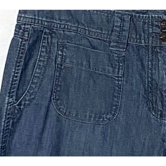 New York and Company Denim Capris Womens 12 Blue Pockets Button Accents - Picture 5 of 14
